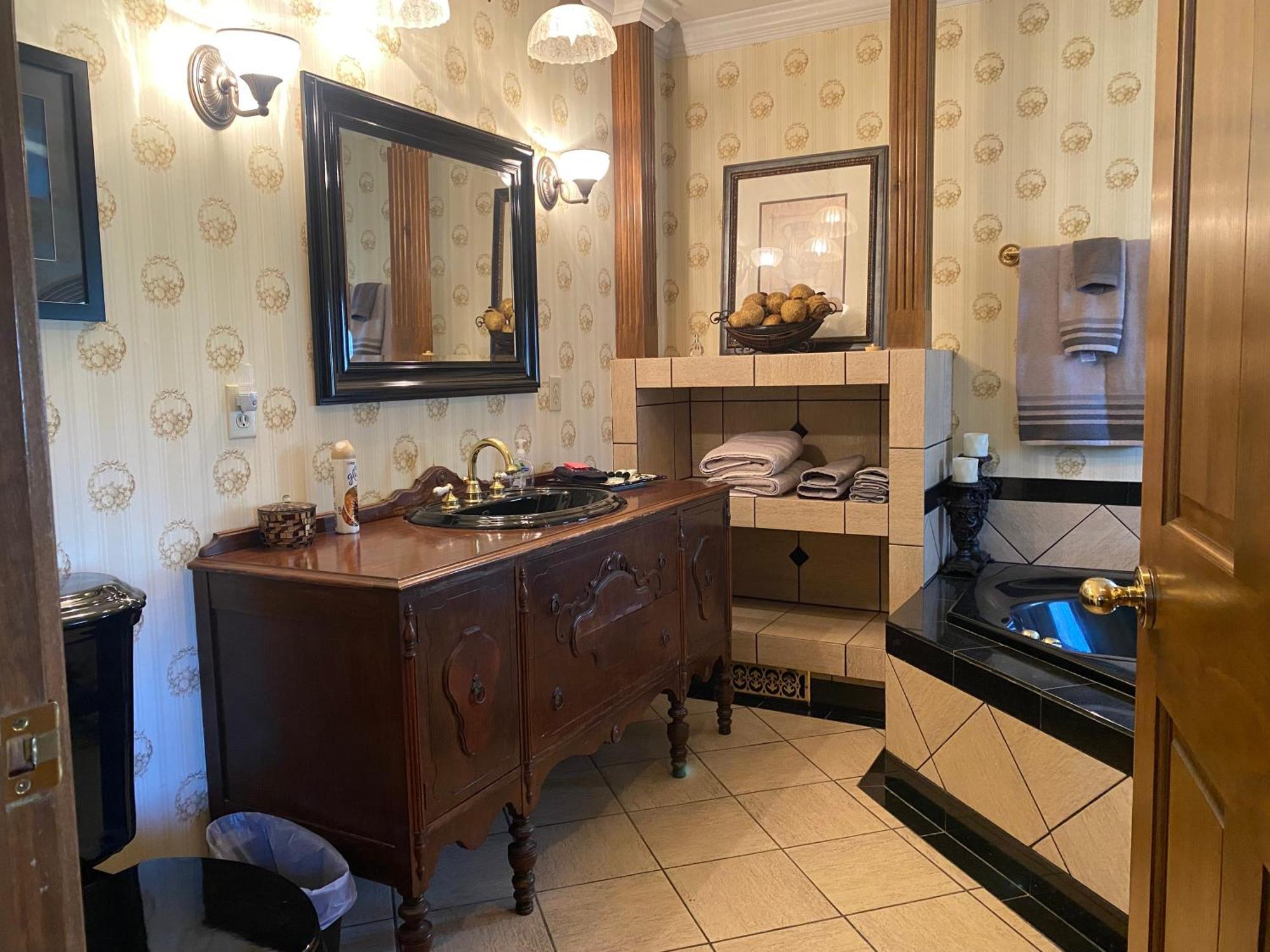 Apple Crest Inn Gentry ภายนอก รูปภาพ