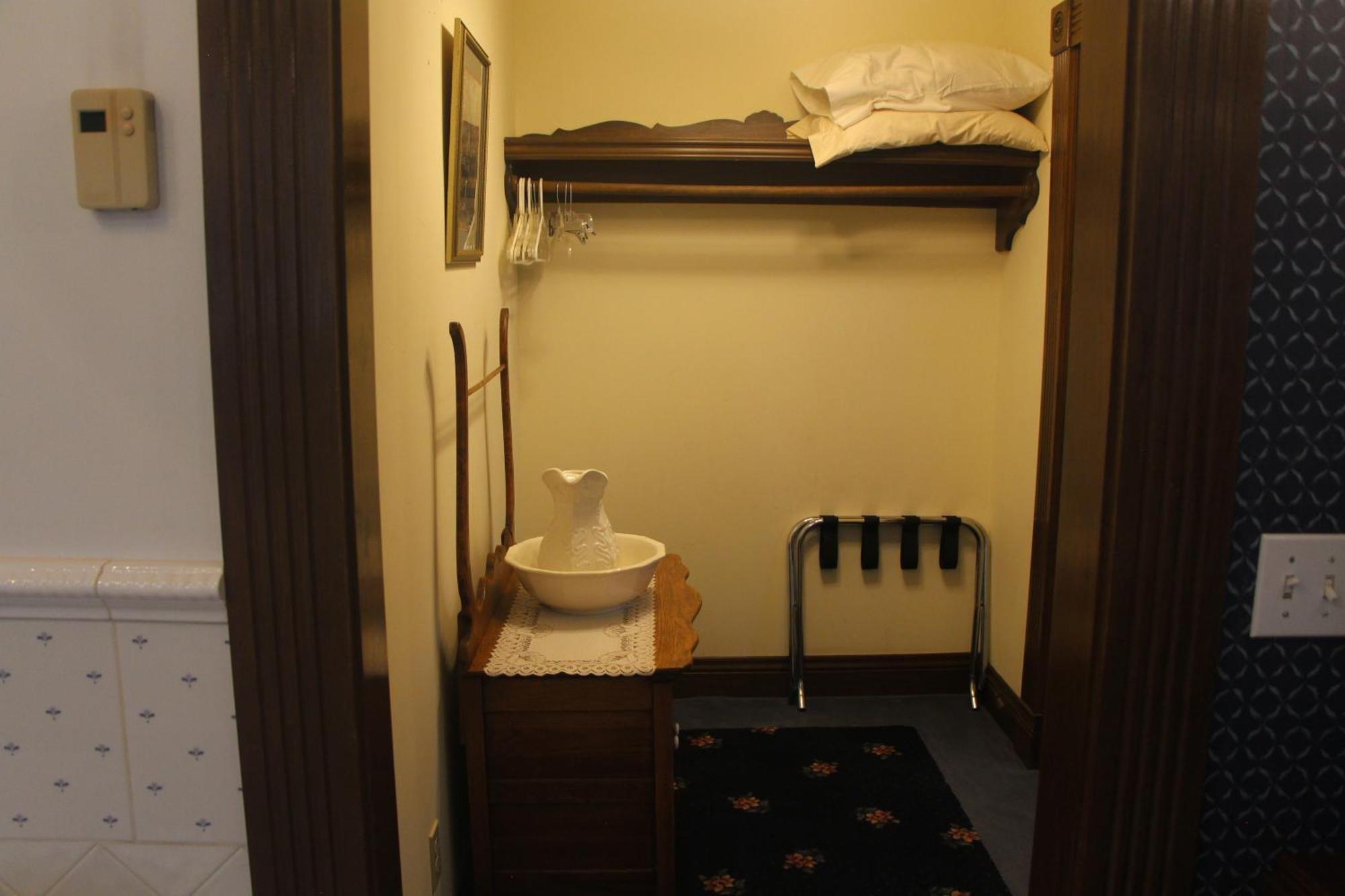 Apple Crest Inn Gentry ภายนอก รูปภาพ